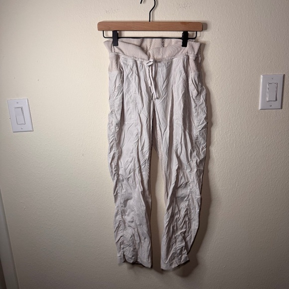 Lululemon Dance Studio Mid Rise Pants Women's Size 10 Grey Athleisure - Picture 1 of 5